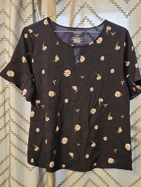 Van Heusen Navy Blue Short Sleeve Daisy Blouse